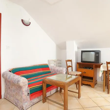 Apartman By The Sea Okrug Gornji, Ciovo - 1069 *